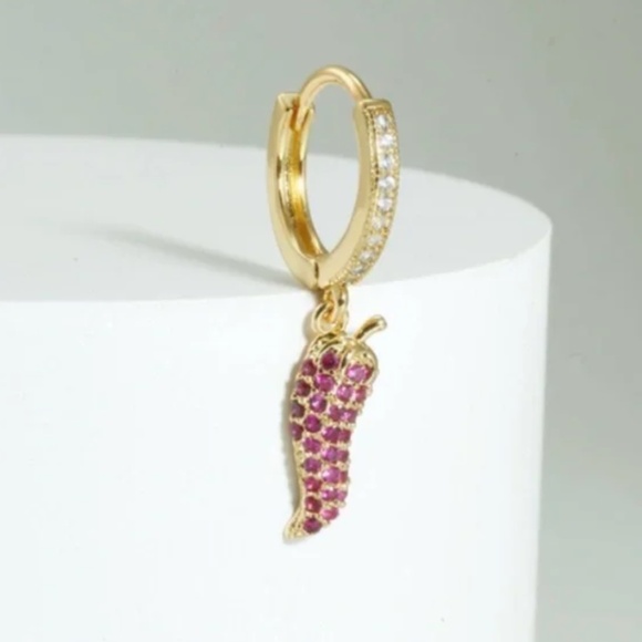 ❤️ FREE Pepper Chili Tamale Rhinestone Hoop Chic Charm Fruit Snack Earring 1 Pc - Picture 2 of 4
